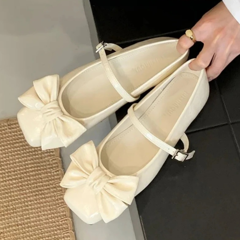 Women Shoes Elegant - รองเท้าส้นเตี้ยแบบแมรี่เจน ดีไซน์หัวเหลี่ยมประดับโบว์น่ารัก สีทอง สำหรับผู้หญิง สไตล์โลลิต้า รองเท้าส้นเตี้ยแบบเรียบหรู