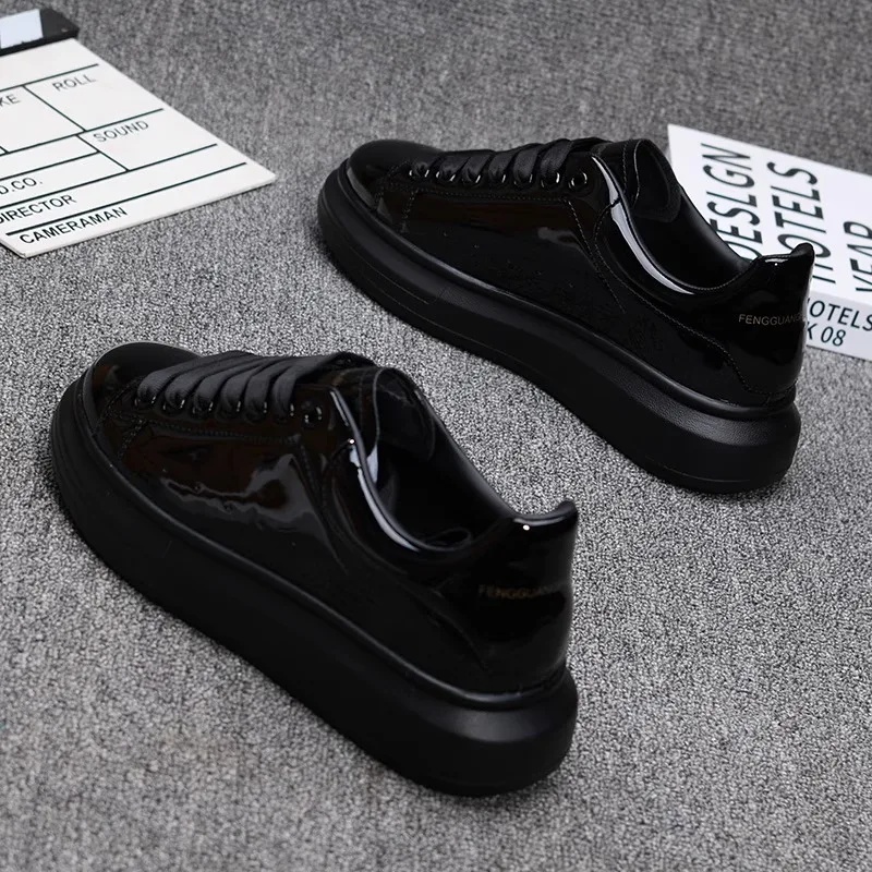 รองเท้าลำลองสีขาวเคลือบเงา ปี  - Women'S Shoes For Tennis บทวิจารณ์และราคา