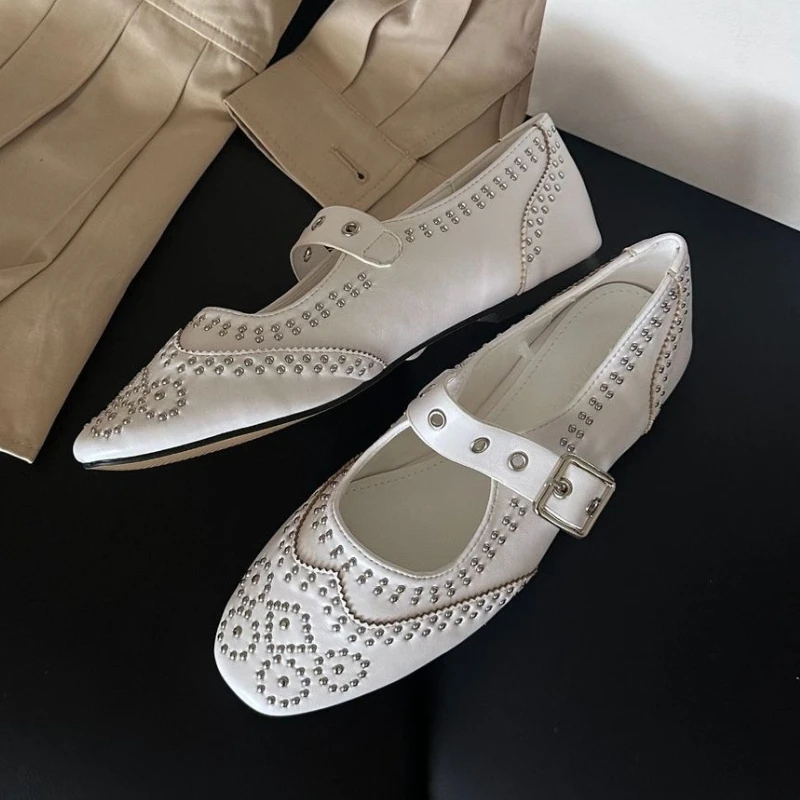 รองเท้าส้นแบนแบบมารี่เจน ดีไซน - Women Shoes Elegant บทวิจารณ์และราคา
