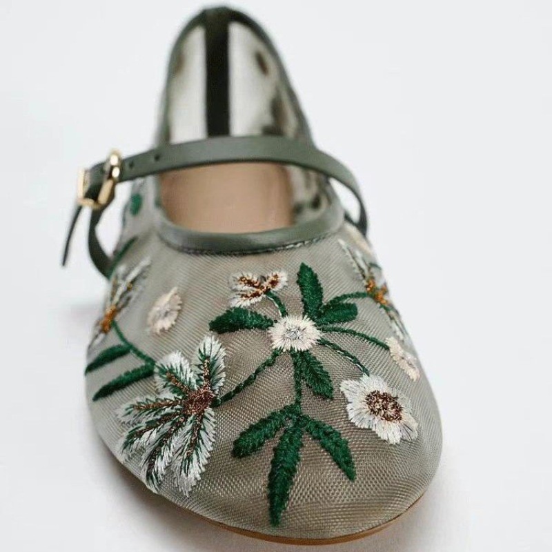 รองเท้าผู้หญิงแฟชั่นใหม่ประจำฤ - Ballet Flat Women บทวิจารณ์และราคา