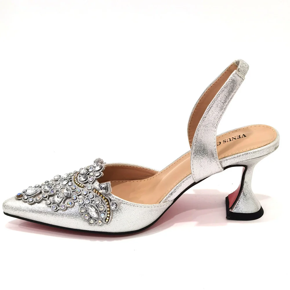 รองเท้าใหม่2024สีทองสำหรับผู้ห - Women Shoes Ysl บทวิจารณ์และราคา