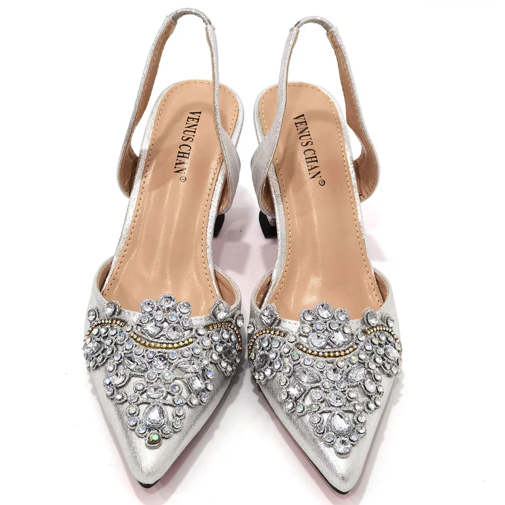 รองเท้าใหม่2024สีทองสำหรับผู้ห - Women Shoes Ysl บทวิจารณ์และราคา