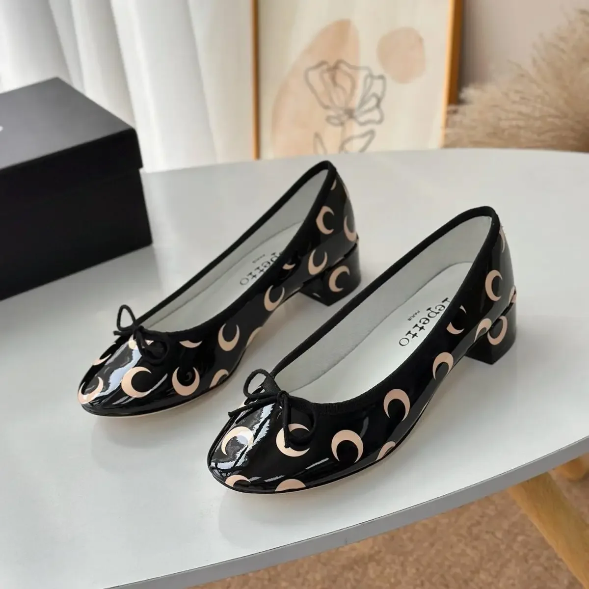 รองเท้าบัลเล่ต์ทรงกลมพิมพ์ลายด - Ballet Flat Women บทวิจารณ์และราคา
