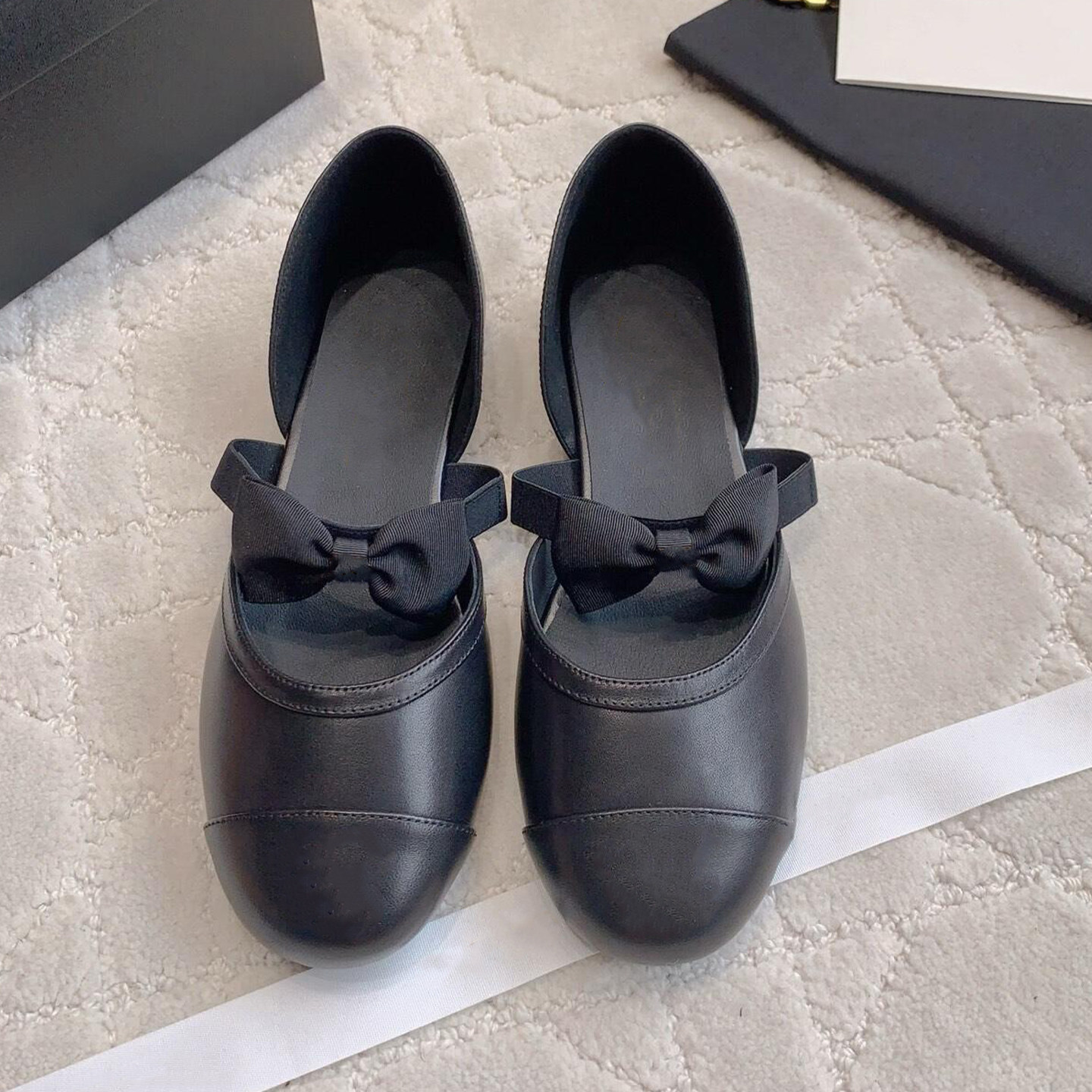 รองเท้าบัลเลต์แบบผูกโบว์ 2026  - Ballet Flat Women บทวิจารณ์และราคา